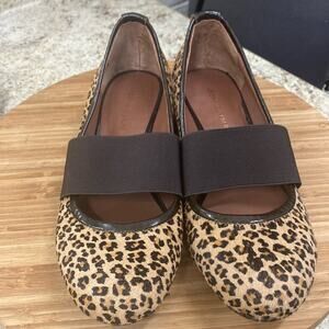 Donald J Pliner women’s 9 leopard print wedge slip on shoes